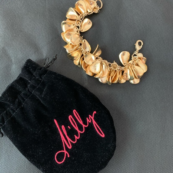 Milly - Picture 2 of 3